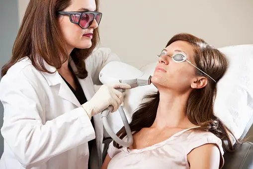 WHY IS LASER HAIR REMOVAL TREATMENT MORE POPULAR THAN ELECTROLYSIS?