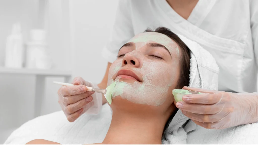 Acnelan treatment candidate selection criteria for acne prone skin.