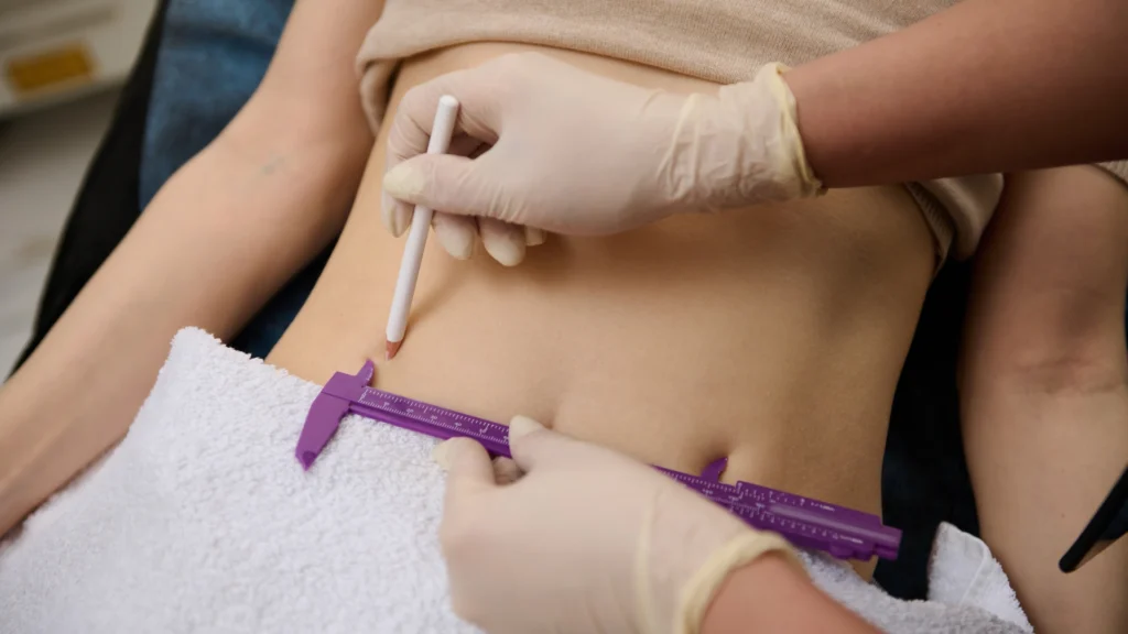 Lipoprotein lipase supports fat breakdown through lipolysis enzymes.