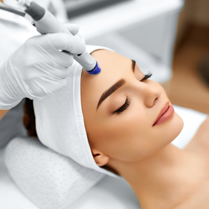 What Can Microneedling Improve?